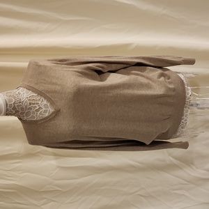 Size: L, Mens V Neck Sweater Worn Once